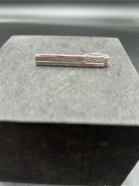 Speidel made in USA Classic Silver Tie Clip for Men - Polished Metallic Finish